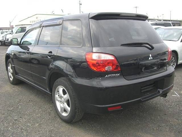 2004 Mitsubishi Airtrek