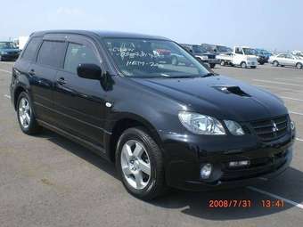 2004 Mitsubishi Airtrek Photos