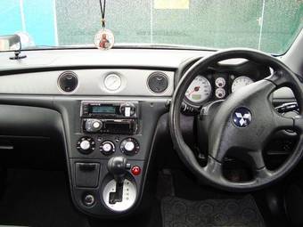 2004 Mitsubishi Airtrek For Sale