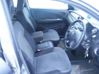 2004 Mitsubishi Airtrek For Sale
