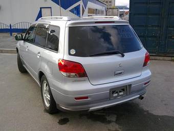 2004 Mitsubishi Airtrek Wallpapers