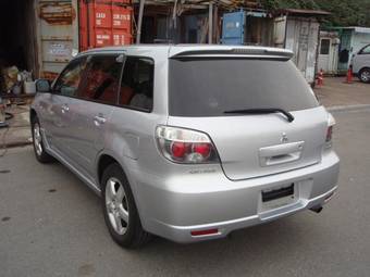 2004 Mitsubishi Airtrek Pictures