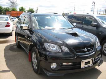 2004 Mitsubishi Airtrek