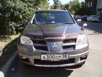 2004 Mitsubishi Airtrek For Sale