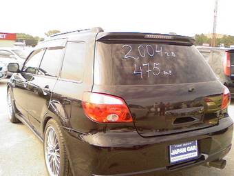 2004 Mitsubishi Airtrek Pictures
