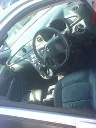 2005 Mitsubishi Airtrek Images