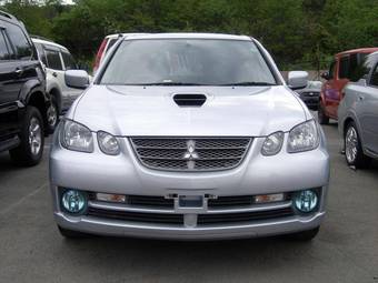 2005 Mitsubishi Airtrek For Sale