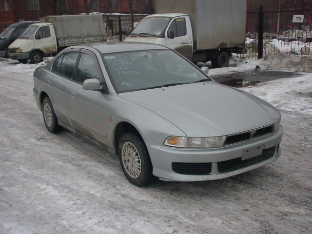 1999 Mitsubishi Aspire Pictures