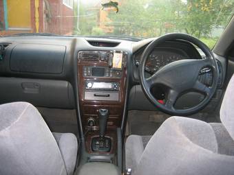 1999 Mitsubishi Aspire Pictures