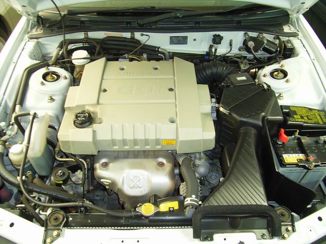 2000 Mitsubishi Aspire Pics