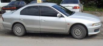 2002 Mitsubishi Aspire Pictures