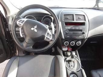 2010 Mitsubishi ASX Photos