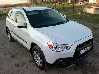 2010 Mitsubishi ASX Photos