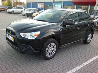 2010 Mitsubishi ASX Photos