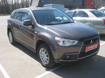 2010 Mitsubishi ASX Photos