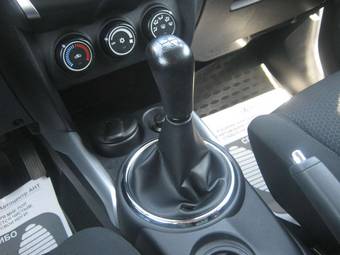 2010 Mitsubishi ASX Pictures