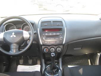 2010 Mitsubishi ASX Pics