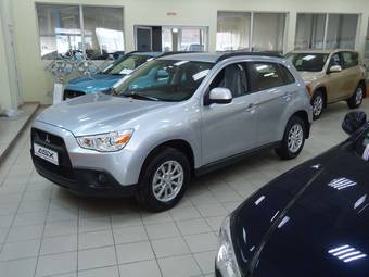 2011 Mitsubishi ASX Pictures