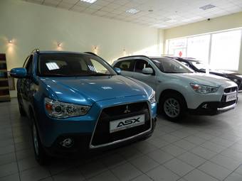 2011 Mitsubishi ASX Photos