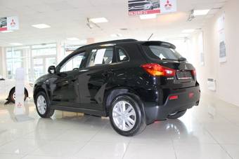 2012 Mitsubishi ASX Pictures