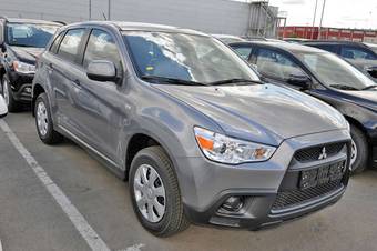 2012 Mitsubishi ASX Photos