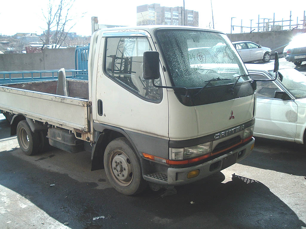 1994 Mitsubishi Fuso Canter Images