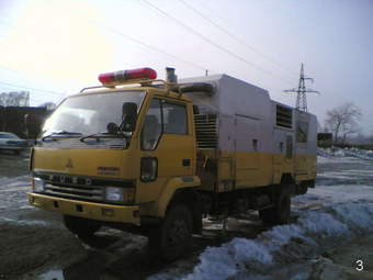 1994 Mitsubishi Fuso Canter Images