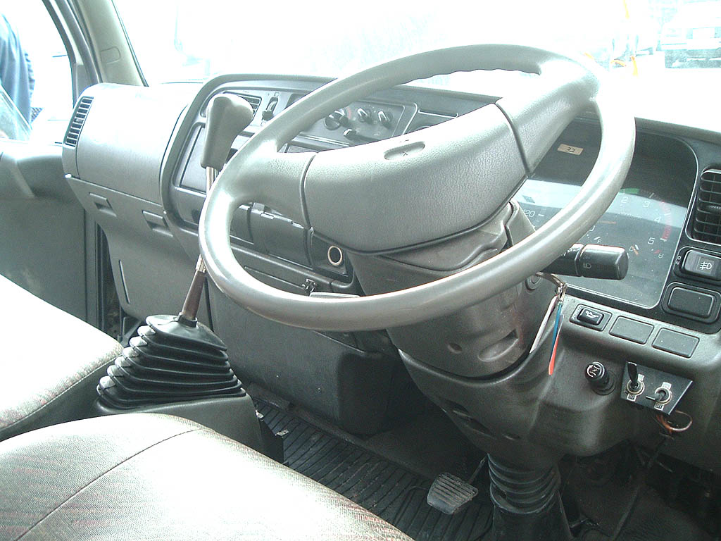 1996 Mitsubishi Fuso Canter Pictures