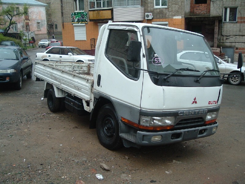 1996 Mitsubishi Fuso Canter Pics