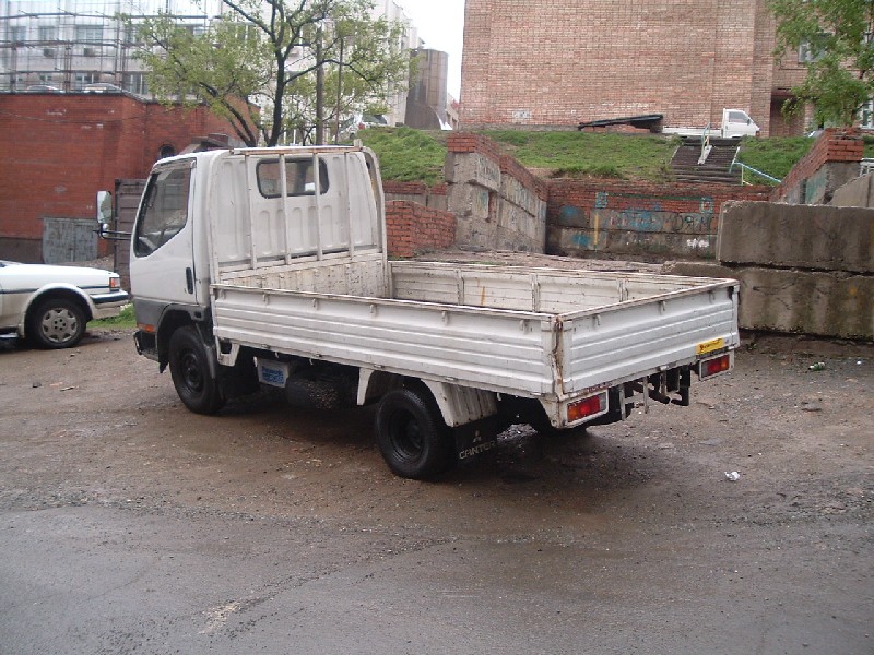 1996 Mitsubishi Fuso Canter Pictures