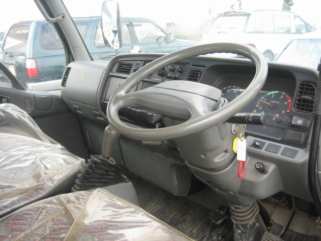 1997 Mitsubishi Fuso Canter Images