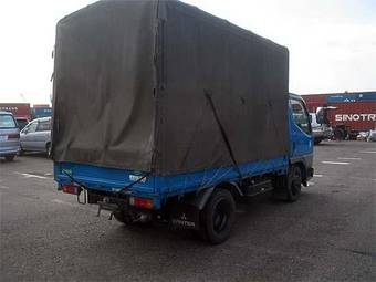 1997 Mitsubishi Fuso Canter Pics