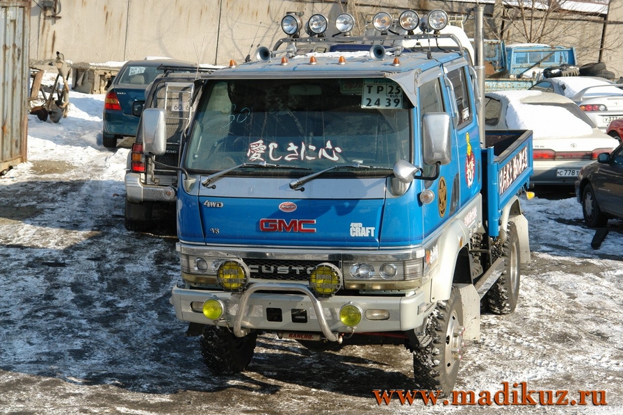 1998 Mitsubishi Fuso Canter Photos