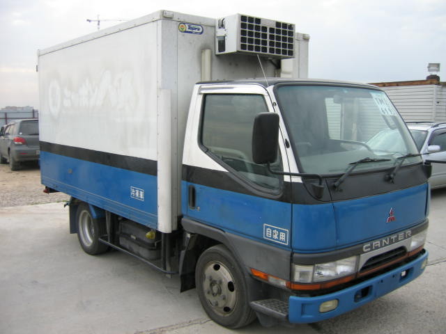 1999 Mitsubishi Fuso Canter Pictures