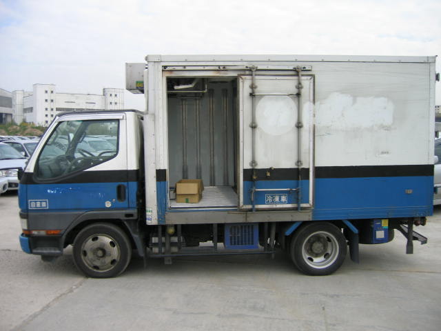 1999 Mitsubishi Fuso Canter Photos