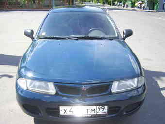 1996 Mitsubishi Carisma Pics