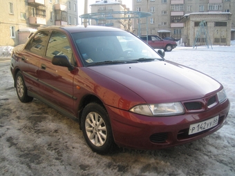 1998 Mitsubishi Carisma