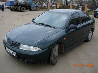 1998 Mitsubishi Carisma