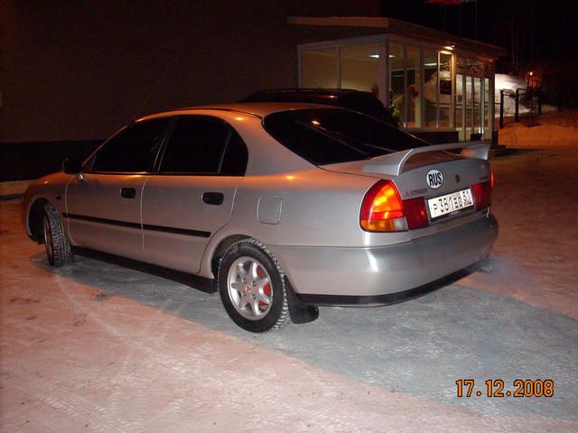 1998 Mitsubishi Carisma