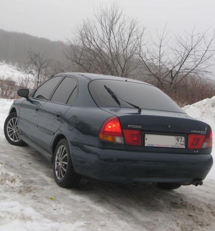 1998 Mitsubishi Carisma