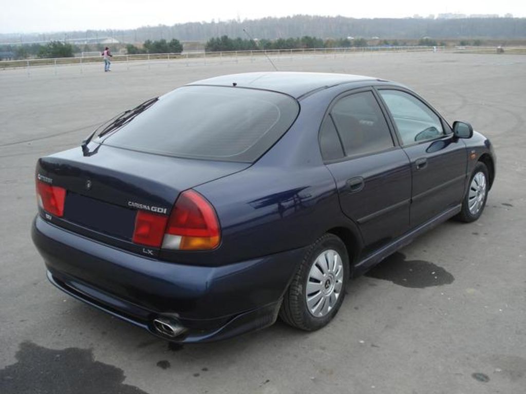 1998 Mitsubishi Carisma