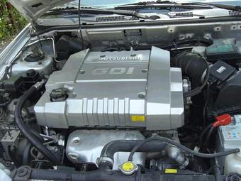 1998 Mitsubishi Carisma Images