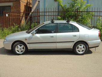 1998 Mitsubishi Carisma Pictures