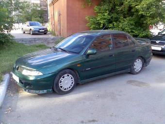 1998 Mitsubishi Carisma