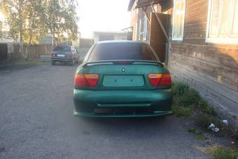 1998 Mitsubishi Carisma Pictures