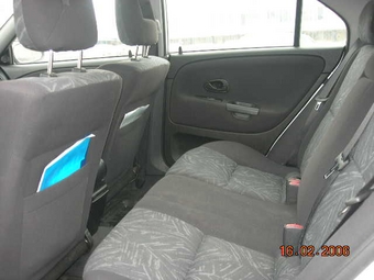 Mitsubishi Carisma