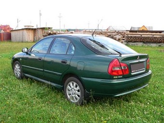 2000 Mitsubishi Carisma Pics