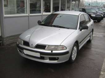 2000 Mitsubishi Carisma Pictures