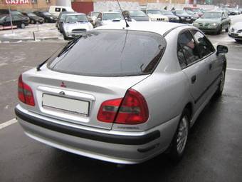 2000 Mitsubishi Carisma Wallpapers