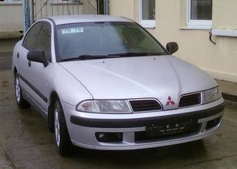 2000 Mitsubishi Carisma Pics